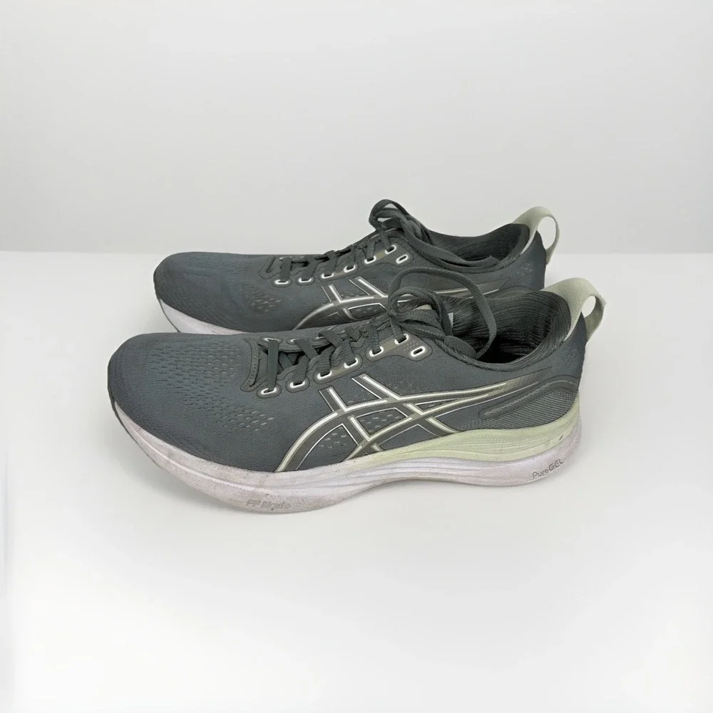 ASICS PUREGEL Kayano 32 women’s shoes tennis‎ sneakers US 11 EUR 43.5 EUC gray